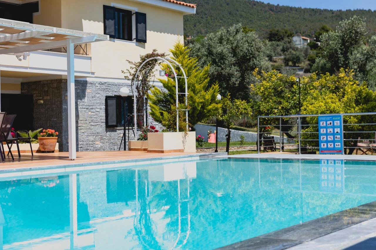Kouvelia Country Home Luxury Villa Rental Nerotriviá Eksteriør bilde