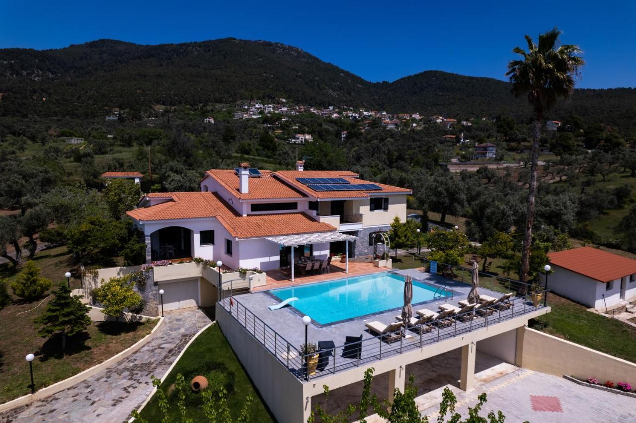 Kouvelia Country Home Luxury Villa Rental Nerotriviá Eksteriør bilde