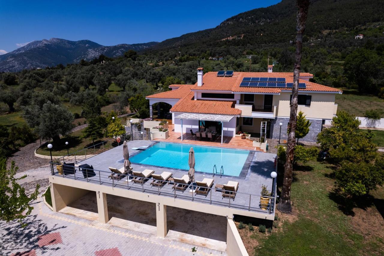 Kouvelia Country Home Luxury Villa Rental Nerotriviá Eksteriør bilde